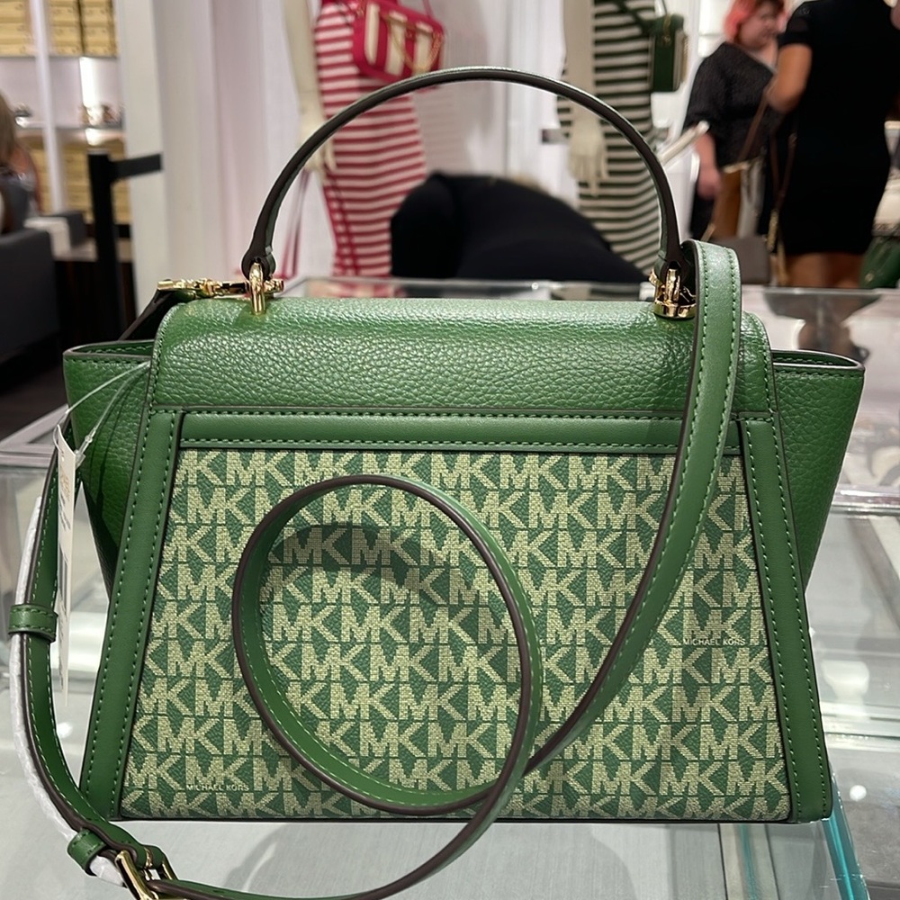 MICHAEL KORS
Whitney Medium Flap TH Satchel Crossbody bag
Fern Green 
NWT - Picture 12 of 16